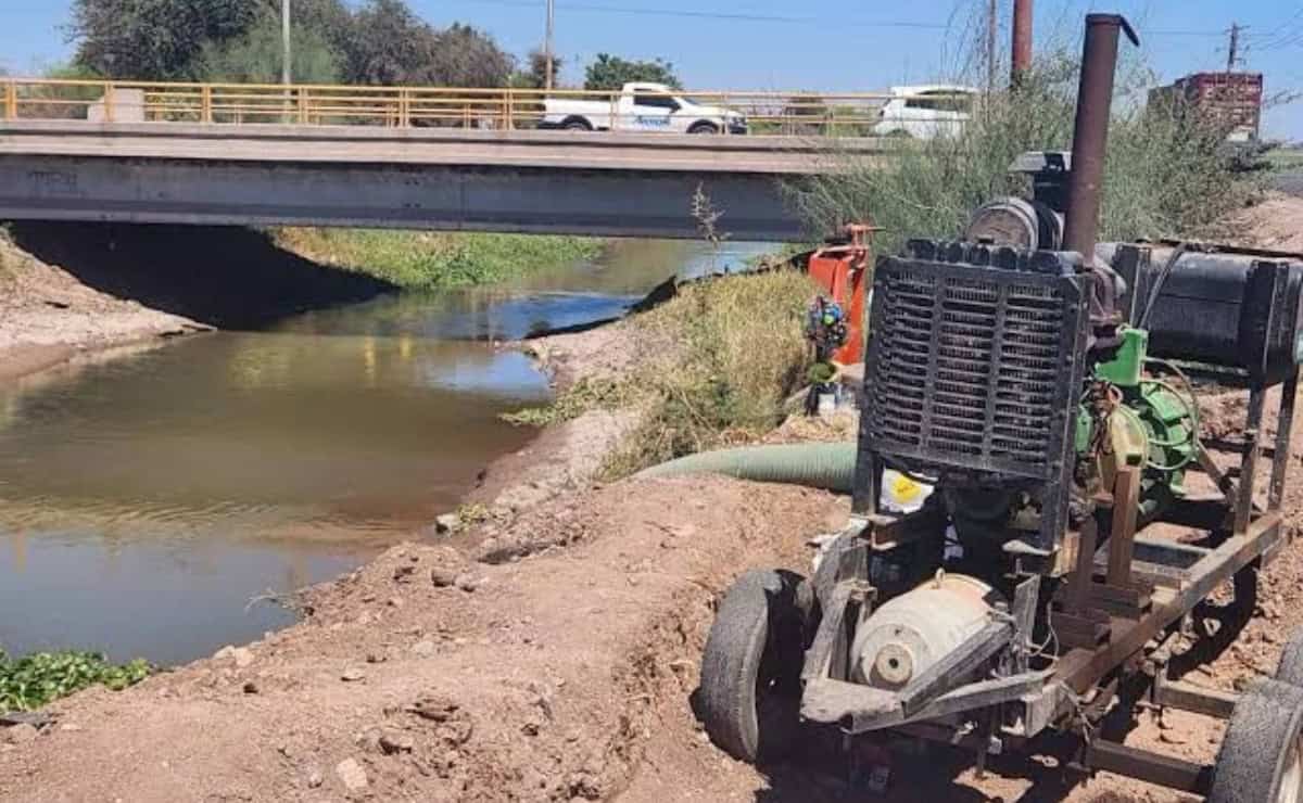 FOTO: Retiran bombas charqueras en canales de El Fuerte, ninguna tiene permiso