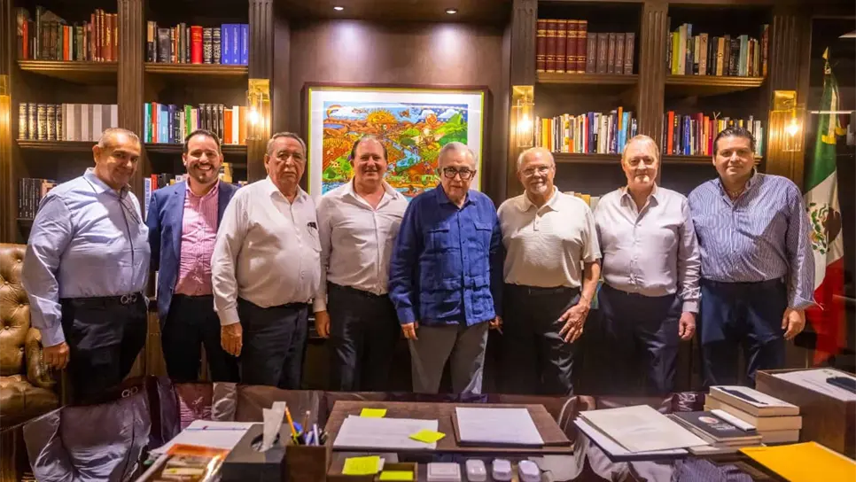 FOTO: Reunión del gobernador con empresarios.