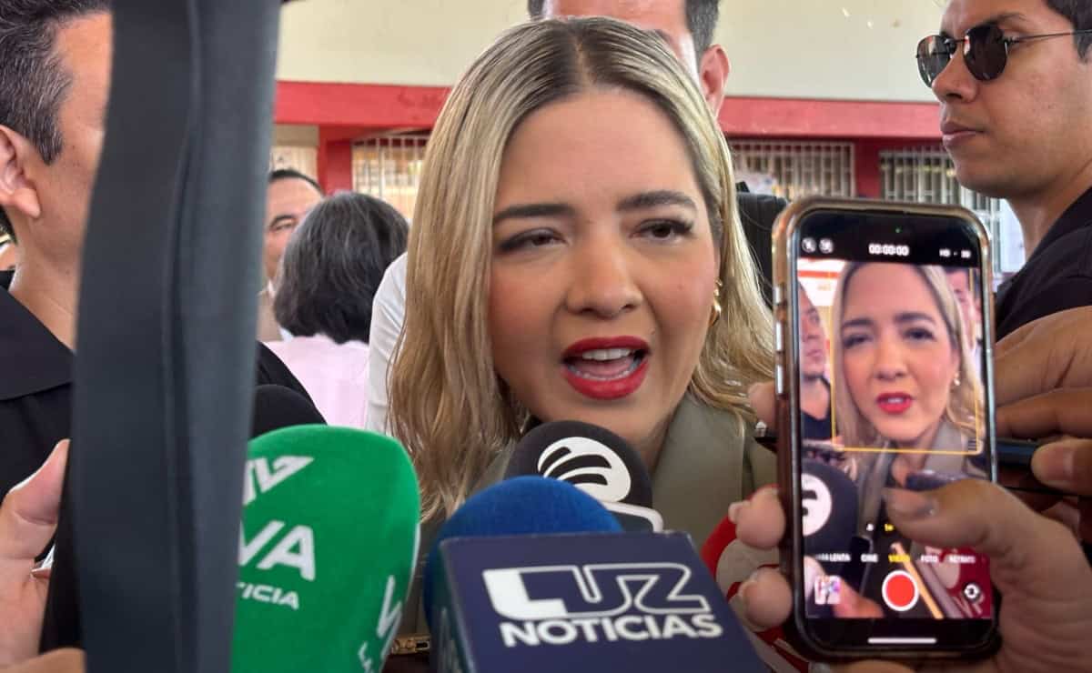 FOTO: Gobierno de Mazatlán rehabilitará la Cancha Germán Evers