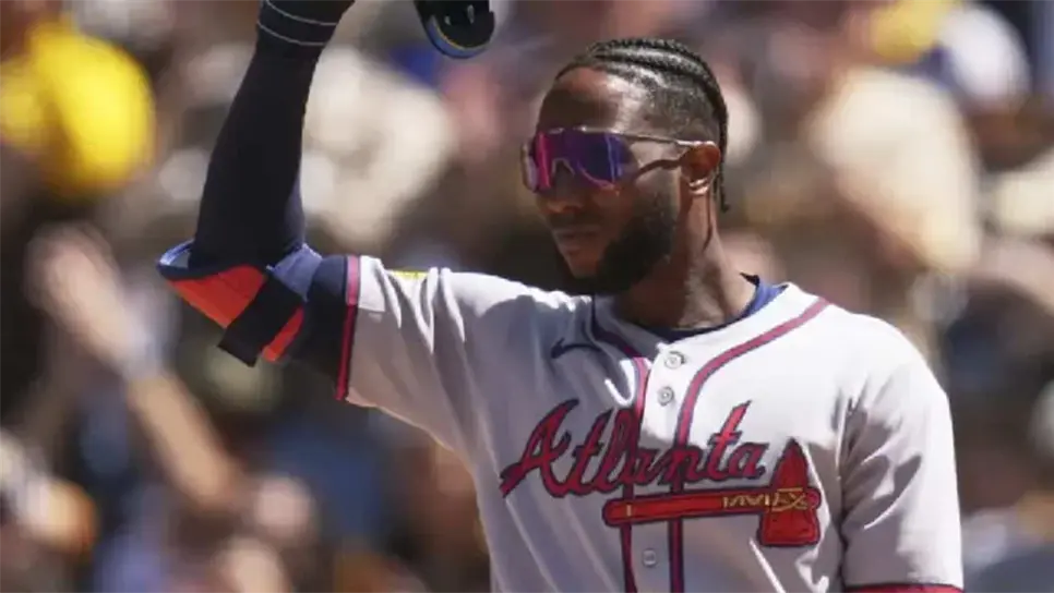 Además, en este tiempo no recibirá su sueldo debido al haber sido suspendido por el uso de drogas para mejorar el rendimiento