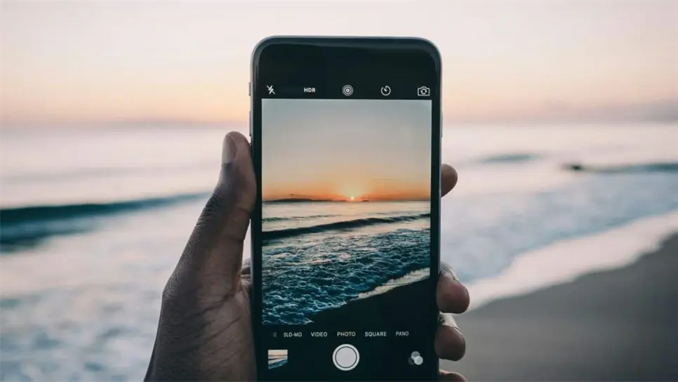El borrador mágico de la aplicación de Fotos de iOS sirve para borrar de una foto elementos o personas que no quieres que aparezcan en ella