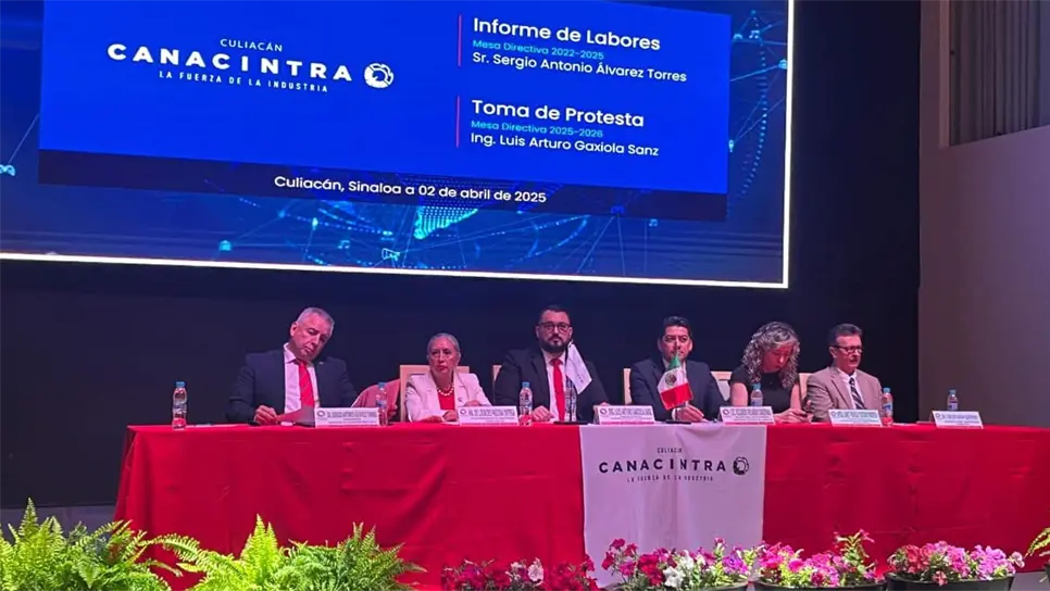 En el evento rindieron protesta todos los integrantes de la nueva mesa directiva de Canacintra del periodo 2025-2026