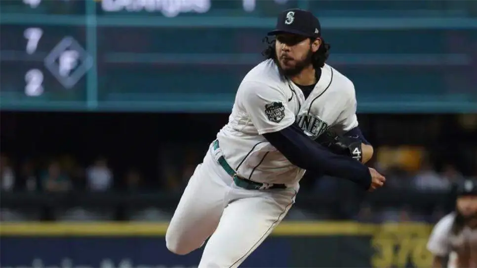 Cabe mencionar que el lanzador de Los Mochis, Sinaloa, Andrés Muñoz logró 22 juegos salvados en la campaña pasada