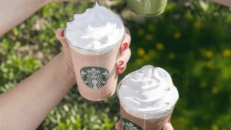 Consulta disponibilidad a través de apps de comida. (FOTO: Starbucks).