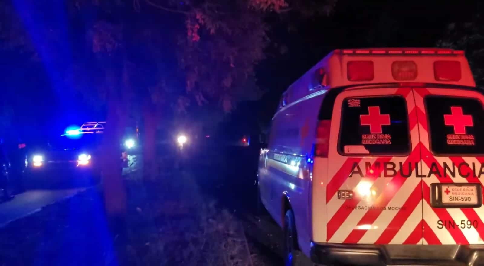 Los cuerpos de emergencia se movilizaron para brindar los primeros auxilios. (FOTO: Temática).