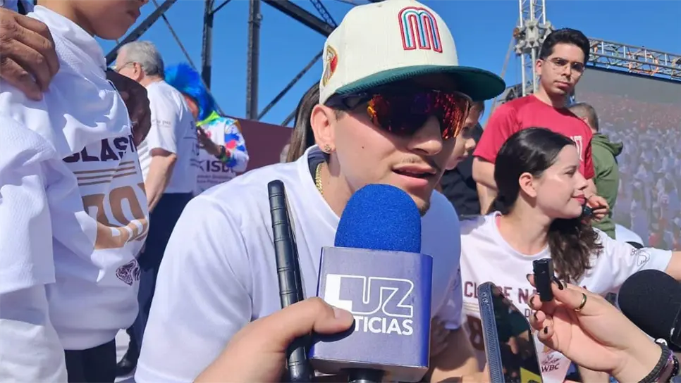 Marco hará su debut profesional este próximo 3 de mayo de la mano de su entrenador Radames Hernández y su manager Eddy Reynoso, mismo enfrentado de Saul Canelo Álvarez