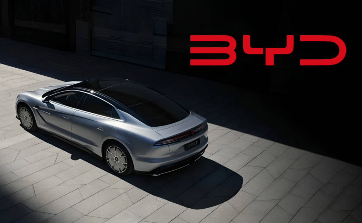 FOTO: BYD sorprende con el Yangwang U7, el auto más cómodo del mercado; es una alfombra mágica en topes | VIDEO