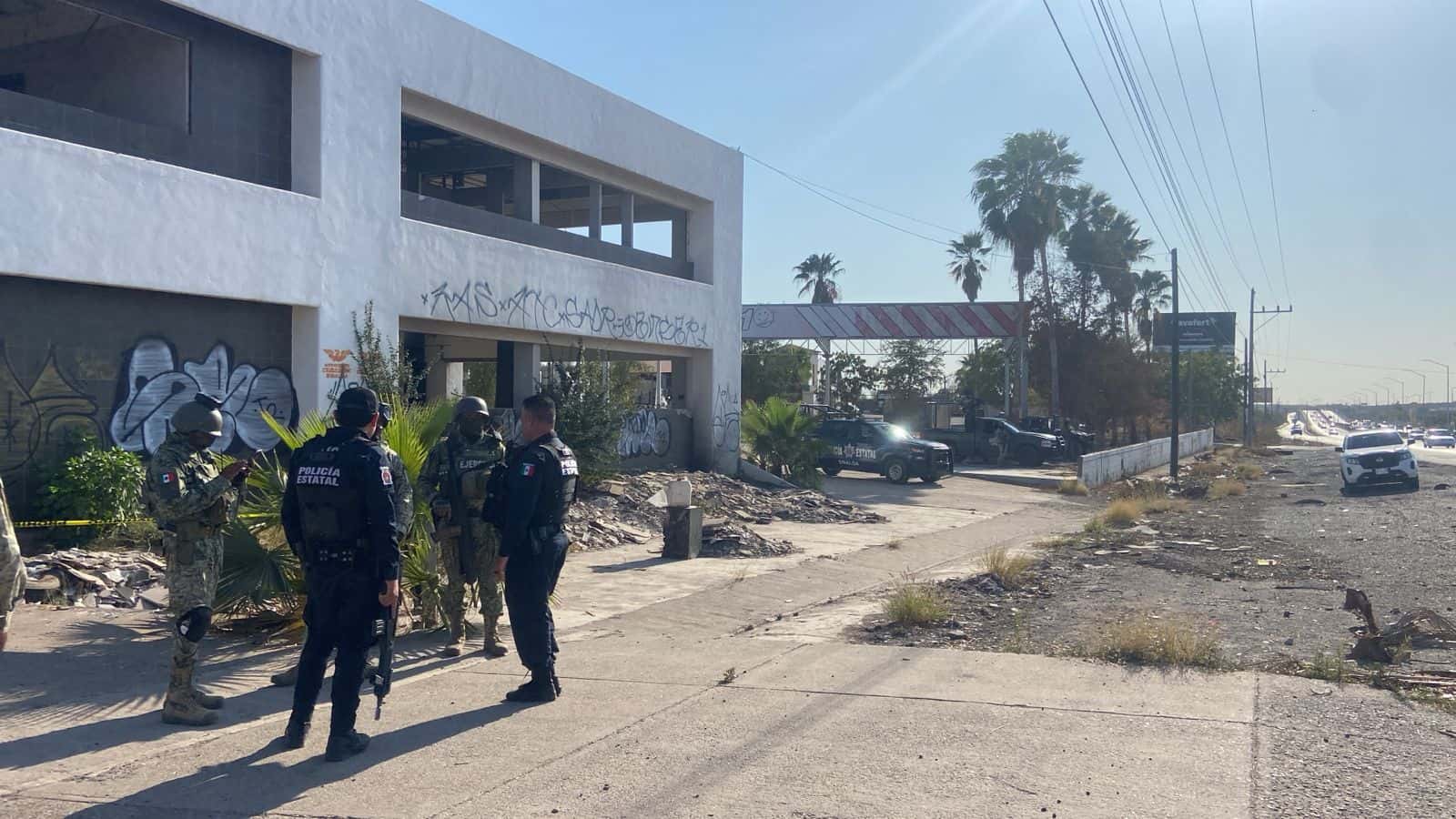 La víctima se encontraba cerca de la barda perimetral. (FOTO: Ángel Beltrán).