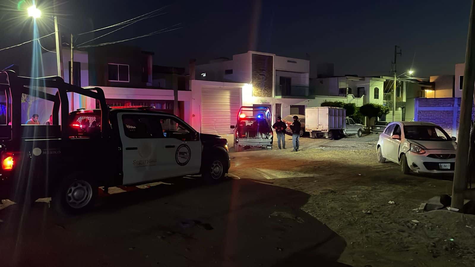 Autoridades realizan las diligencias en el lugar. (FOTO: Ángel Beltrán).