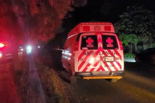 Muere bebé de un año tras caer rayo mientras viajaba con sus padres en Guasave