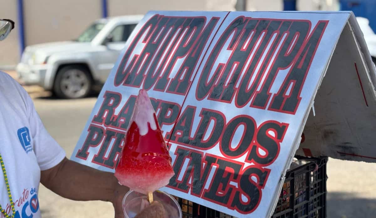 Aumentan ventas de los “Chupa Chupa” afuera de escuelas de Culiacán ¿los has probado?