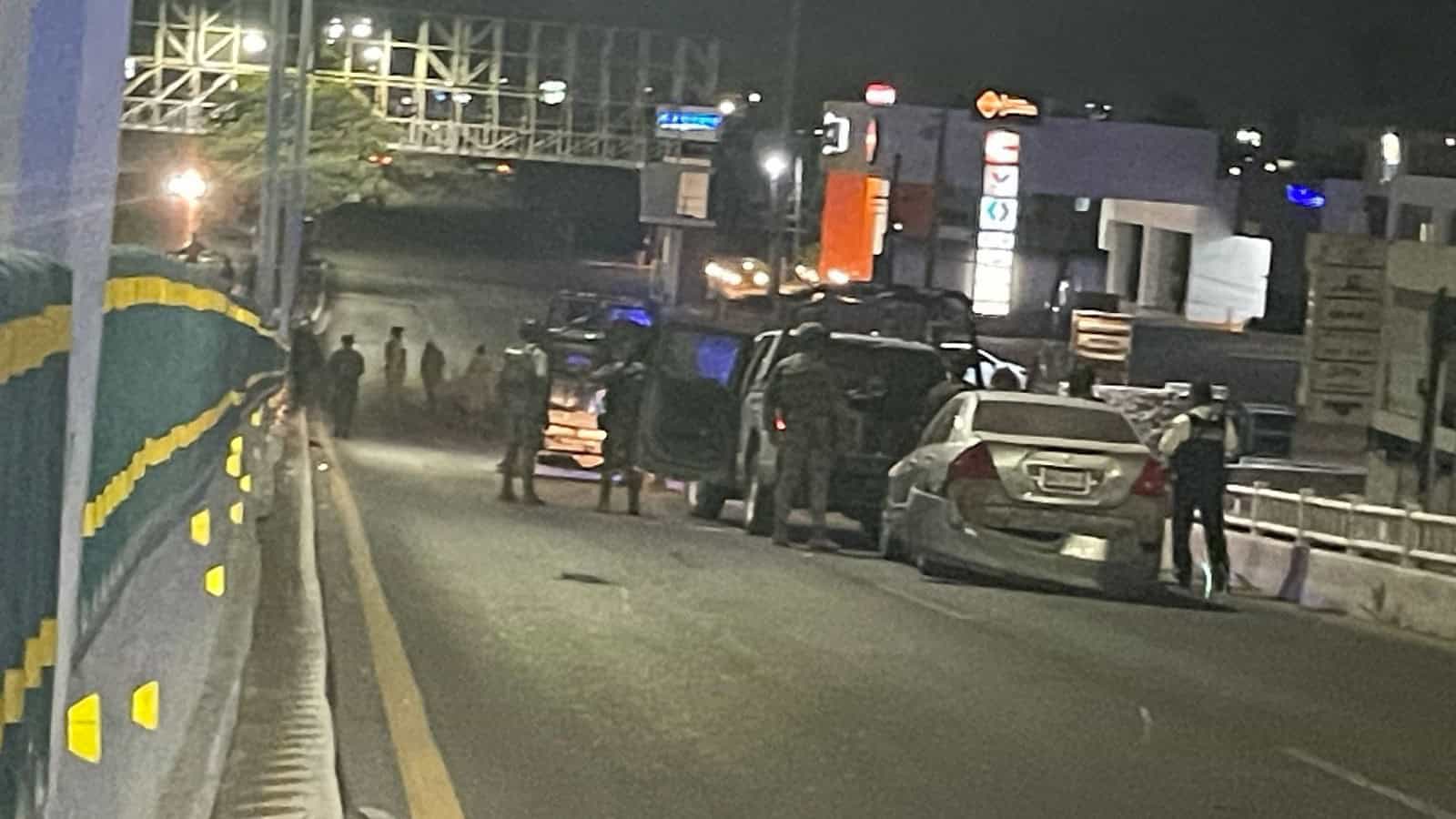 El sedán en el que viajaban chocó por alcance otra unidad. (FOTO: Luz Noticias).