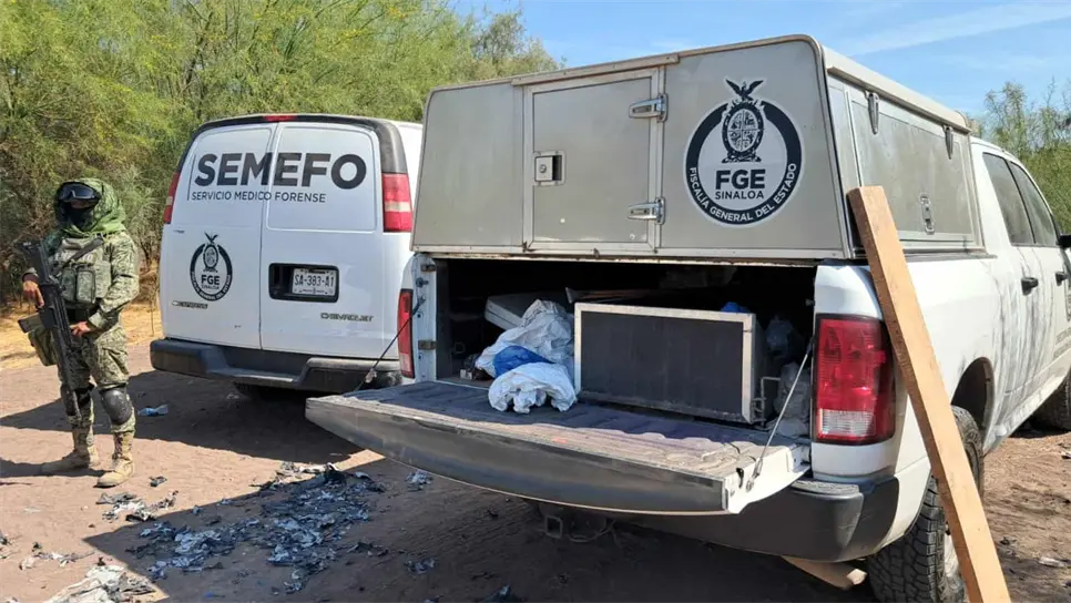 Las labores en la zona continúan bajo el resguardo de las autoridades de seguridad, con el acompañamiento permanente de las familias, personal de la Comisión Estatal de Búsqueda, peritos forenses, agentes investigadores