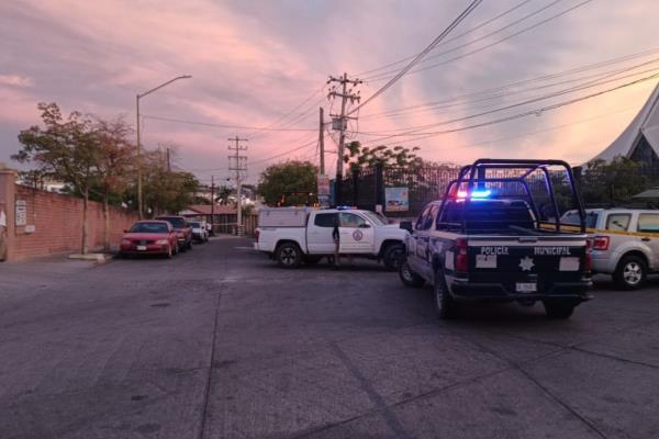 Eran dos los cuerpos embolsados en la cajuela de un automóvil en el templo de La Lomita; estaban decapitados