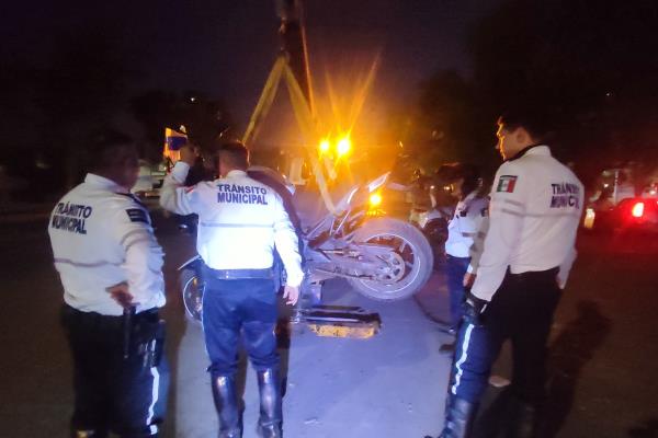 Agente de Tránsito termina hospitalizado tras ser arrollado en persecución en Los Mochis