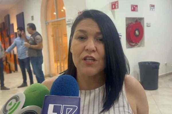 Alcaldesa de Choix niega rumores de secuestro y confirma tranquilidad en el municipio