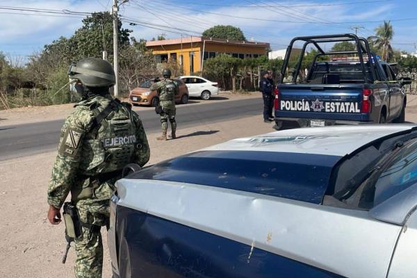 Familiares identifican a los dos jóvenes asesinados en la colonia El Barrio, en Culiacán