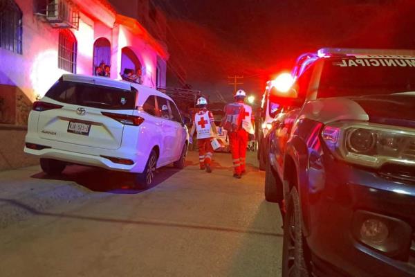 Ejecutan a dos personas mientras viajaban en motocicleta en la colonia Mazatlán en Culiacán
