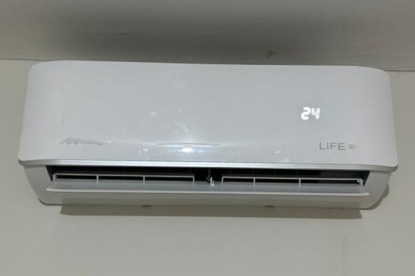 CFE recomienda poner el aire acondicionado en esta temperatura para no consumir mucha luz