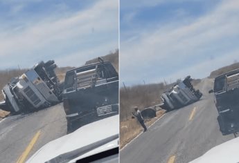 Un camión torton terminó volcado cerca de El Salado en Culiacán 