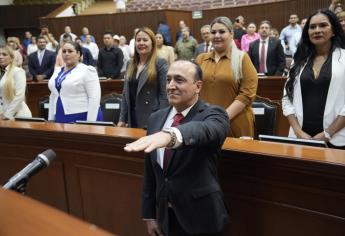 Antonio Menéndez rinde protesta como Presidente Municipal sustituto de Ahome
