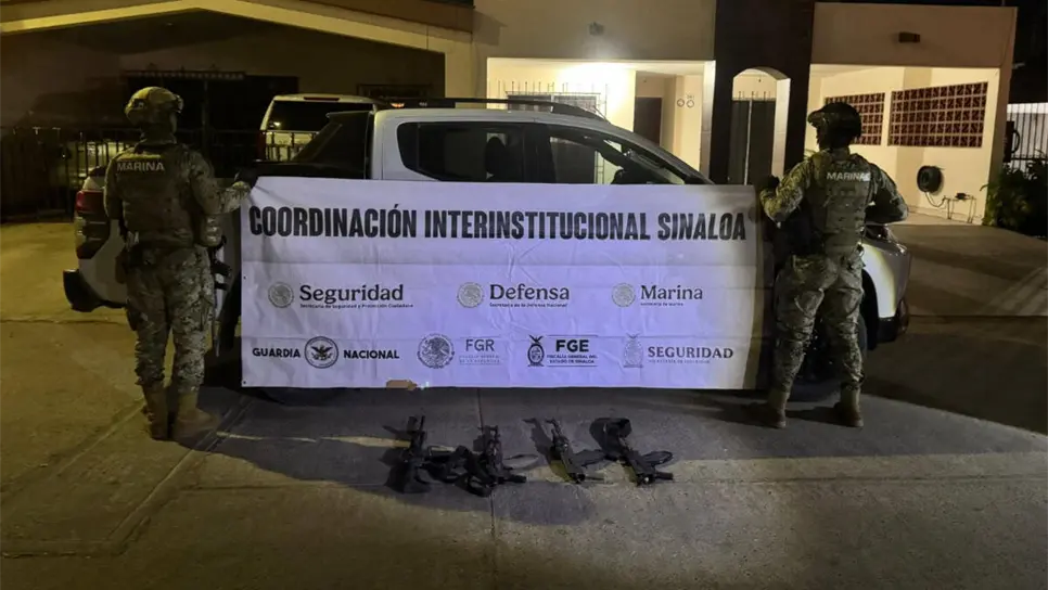 FOTO: Grupo Interinstitucional asegura camioneta, armamento y municiones en Ahome