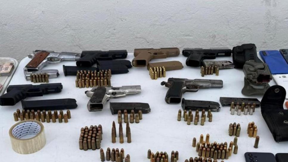 Aseguran armas, droga y más de medio millón de pesos en esculque en el penal de Aguaruto Aseguran armas, droga y más de medio millón de pesos en esculque en el penal de Aguaruto