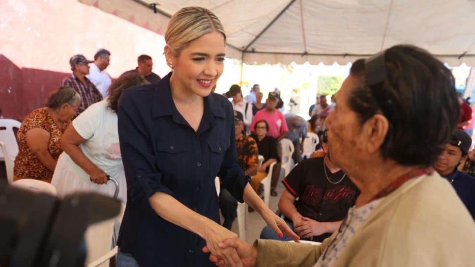 Vecinos de la colonia Echeverría, en Mazatlán, estrenan pavimento y redes hidrosanitarias Vecinos de la colonia Echeverría, en Mazatlán, estrenan pavimento y redes hidrosanitarias