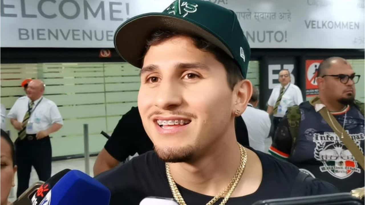 Marco Verde estuvo acompañado de su padre el cual lo acompañó camino al ring y recordó cada instante vivido en la ANB Arena de Riad, donde tras su triunfo ante Michel Polina