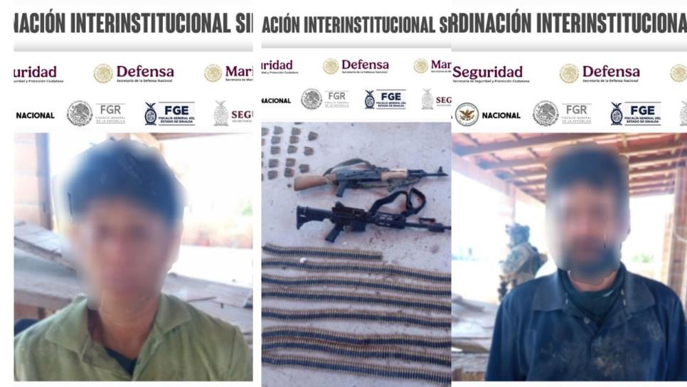 Detienen a dos civiles con armas, cargadores, cartuchos y equipo táctico en Navolato Detienen a dos civiles con armas, cargadores, cartuchos y equipo táctico en Navolato