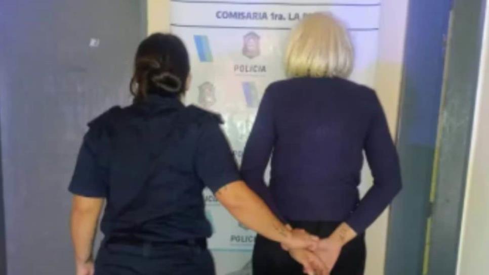 Mujer se disfraza para estafar a un banco y casi lo consigue, hasta que un detalle la delata Mujer se disfraza para estafar a un banco y casi lo consigue, hasta que un detalle la delata