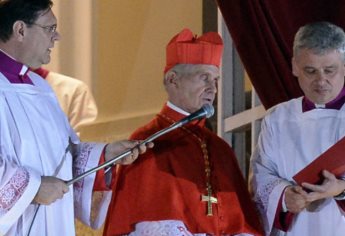 “Habemus papam”, ¿dé dónde proviene esta expresión y cuál es su significado?