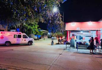 ¡Atentado en taquería! 2 policías municipales de Mazatlán ejecutados; otros 4 resultan heridos