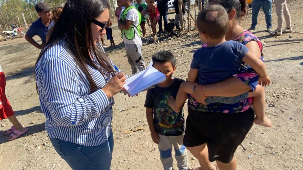 Incendio en Jaripillo deja cinco viviendas calcinadas; Gobierno de Mazatlán brinda apoyo a familias afectadas Incendio en Jaripillo deja cinco viviendas calcinadas; Gobierno de Mazatlán brinda apoyo a familias afectadas