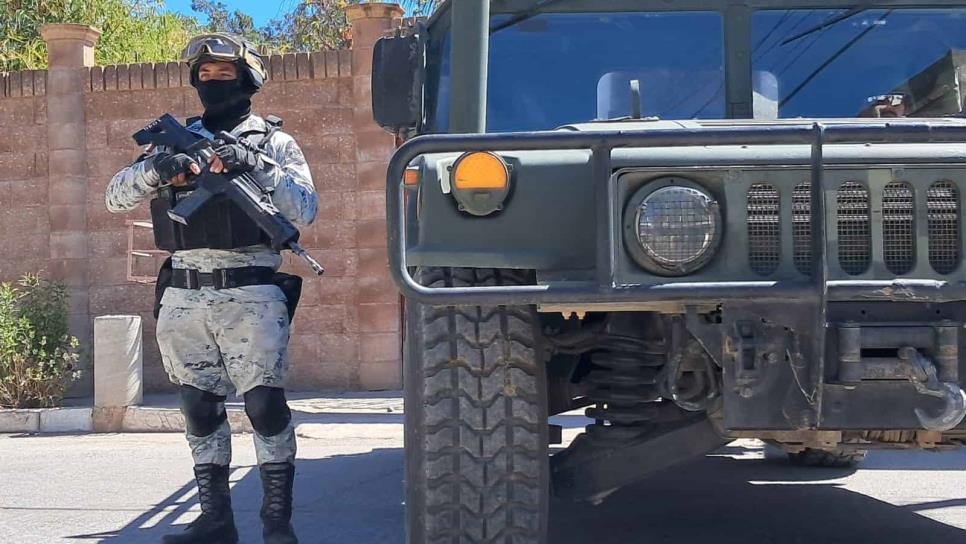 Dos militares resultaron heridos de bala y son llevados a un hospital de Culiacán Dos militares resultaron heridos de bala y son llevados a un hospital de Culiacán
