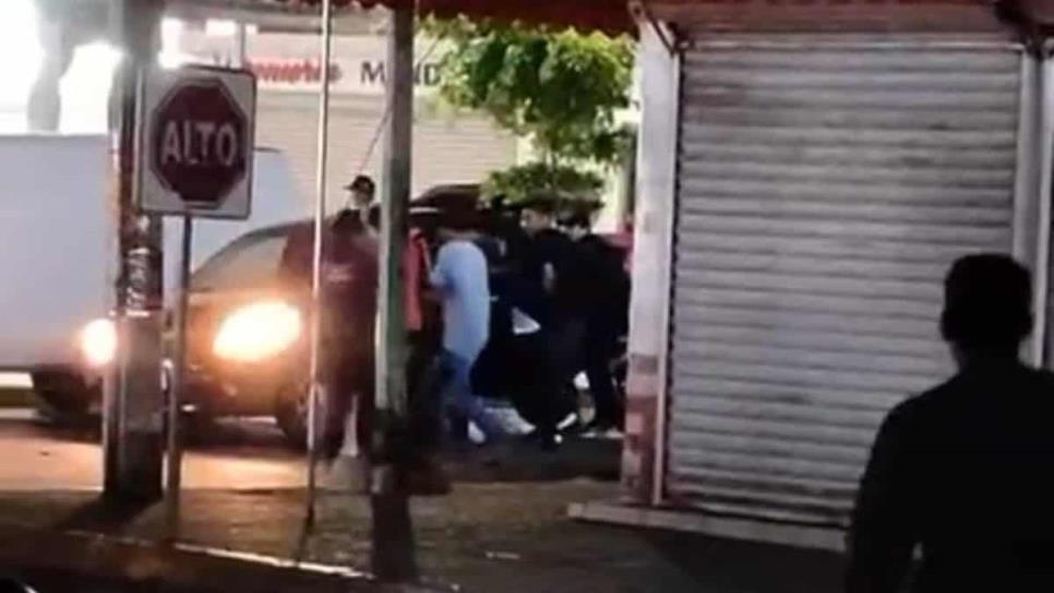 Muere hombre de Topolobampo tras ser embestido por su yerno en plena calle Muere hombre de Topolobampo tras ser embestido por su yerno en plena calle