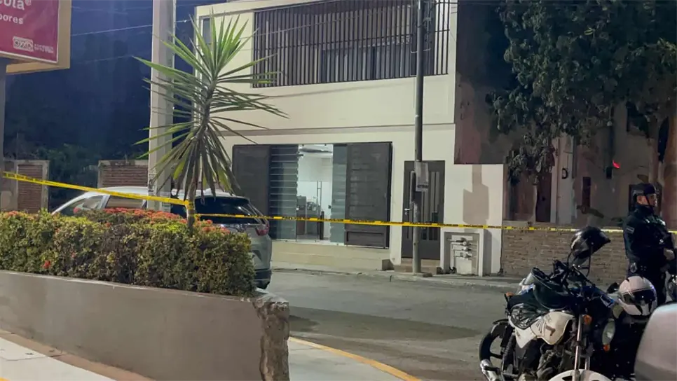 La zona fue acordonada mientras se realizaban las diligencias.