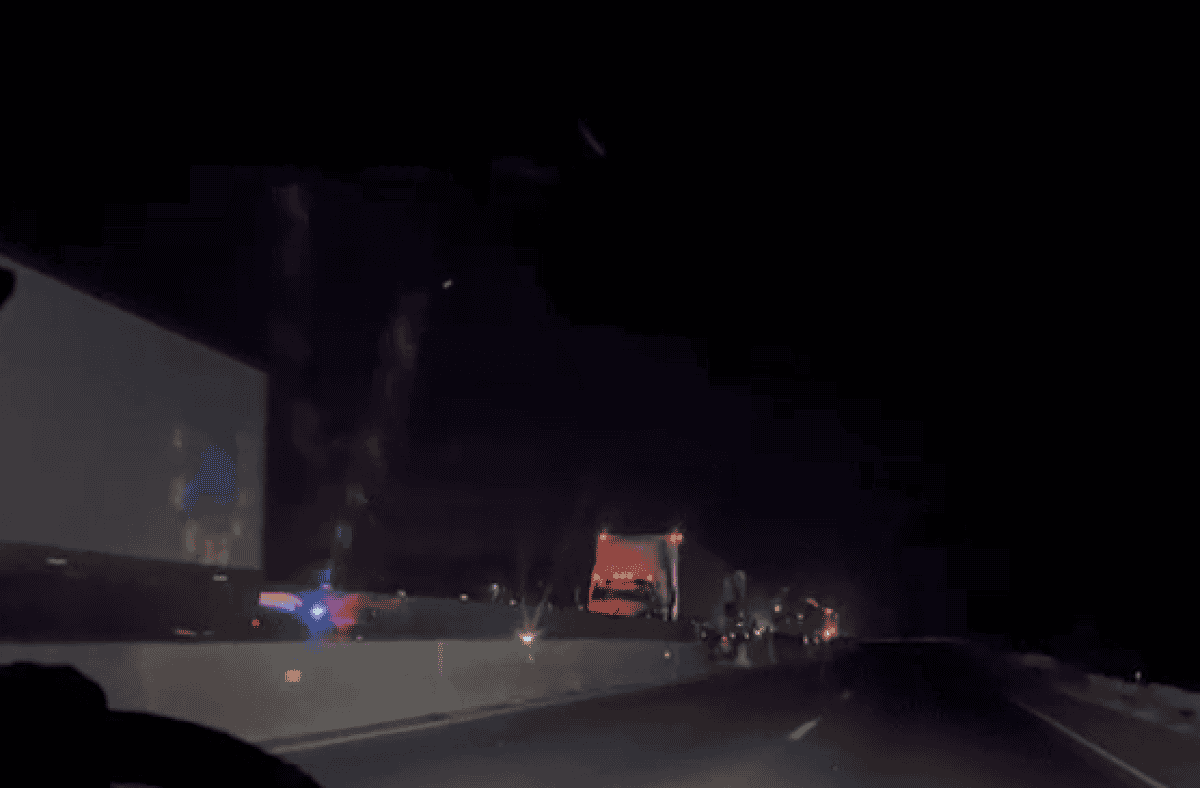 Las unidades quedaron varadas sobre la carretera. (FOTO: Cortesía).