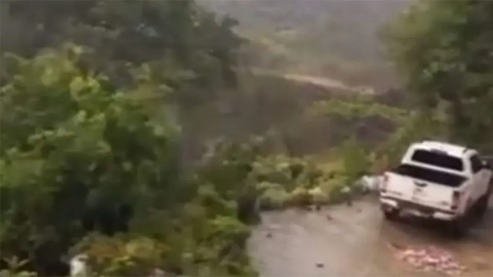 Esta primera lluvia es una señal alentadora para agricultores, ganaderos y comunidades que dependen del agua que baja de la sierra rumbo a Sinaloa y que beneficiará al sur de al entidad