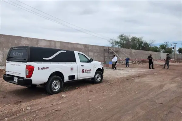 Trabajador fallece tras caer de un andamio en una construcción en Los Mochis