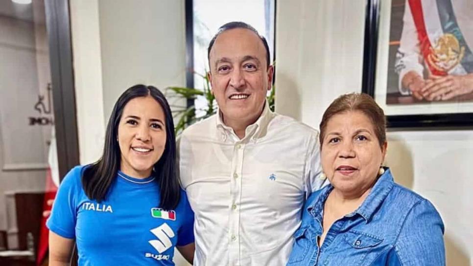 Antonio Menéndez se reúne en Palacio Municipal con la ciclista Yusseli Soto Antonio Menéndez se reúne en Palacio Municipal con la ciclista Yusseli Soto