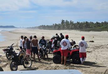 Rescatan a 10 bañistas en Isla de la Piedra; reportan uno más desparecido en el oleaje