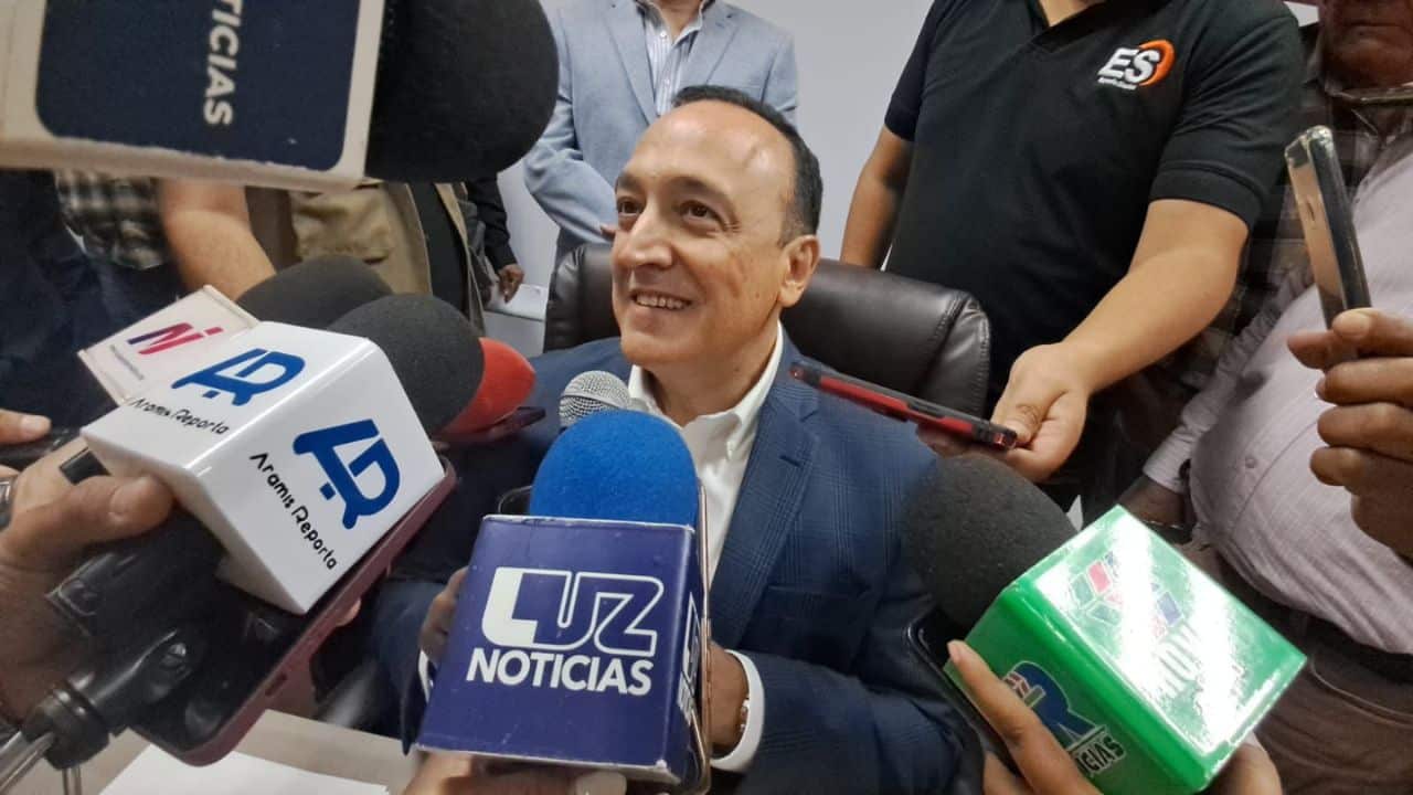 Menéndez de Llano Bermúdez hizo énfasis nuevamente en que la gobernabilidad de Ahome sigue su curso para la construcción del segundo piso de la Cuarta Transformación