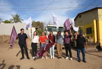 Gobierno de Mazatlán da banderazo para pavimentar la calle Arcoíris en colonia Universo