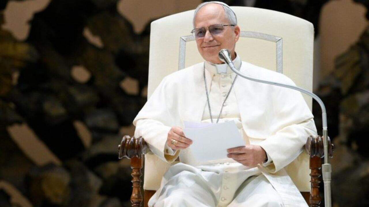 Papa León XIV debuta en X con su primer mensaje oficial