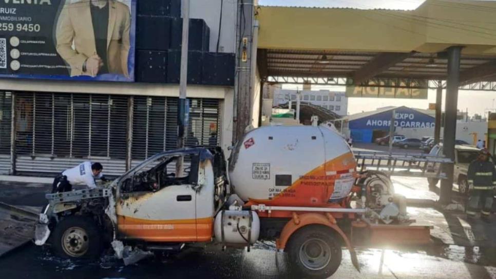 Se incendia pipa en pleno centro de Culiacán Se incendia pipa en pleno centro de Culiacán