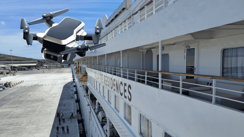 La naturaleza hace de las suyas, Ave se roba dron durante llegada de crucero a Topolobampo La naturaleza hace de las suyas, Ave se roba dron durante llegada de crucero a Topolobampo