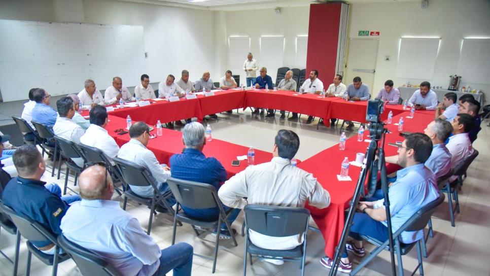 Constructores de la CMIC buscar integrarse a obras municipales Constructores de la CMIC buscar integrarse a obras municipales