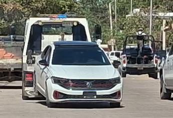 Tras balaceras en el penal de Aguaruto, aseguran vehículos blindados y baleados en Culiacán