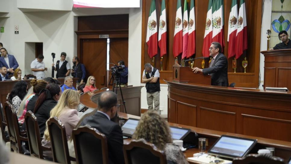 Eligio López Portillo: "Es un impuesto dañino y perverso la imposición del 5 % a las remesas de los migrantes" Eligio López Portillo: "Es un impuesto dañino y perverso la imposición del 5 % a las remesas de los migrantes"
